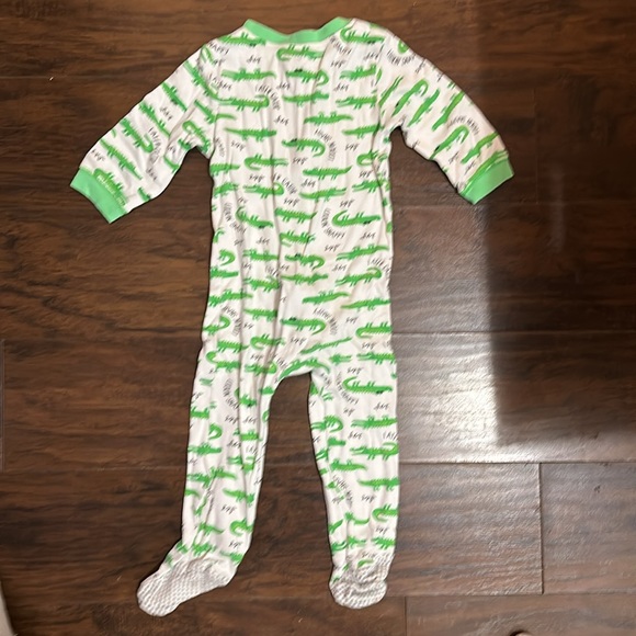 George one piece pjs 18-24M - Picture 2 of 4